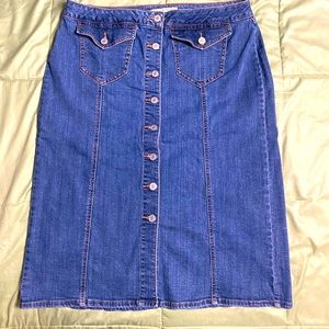 Denim skirt